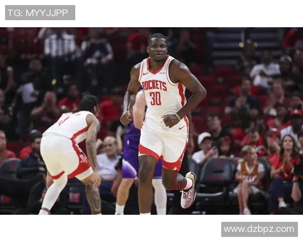 2019年NBA火箭队与猛龙队精彩对决回顾及赛季亮点分析