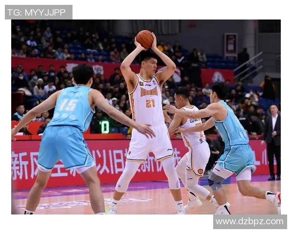 CBA新疆队对阵青岛队精彩文字直播全程回顾与分析